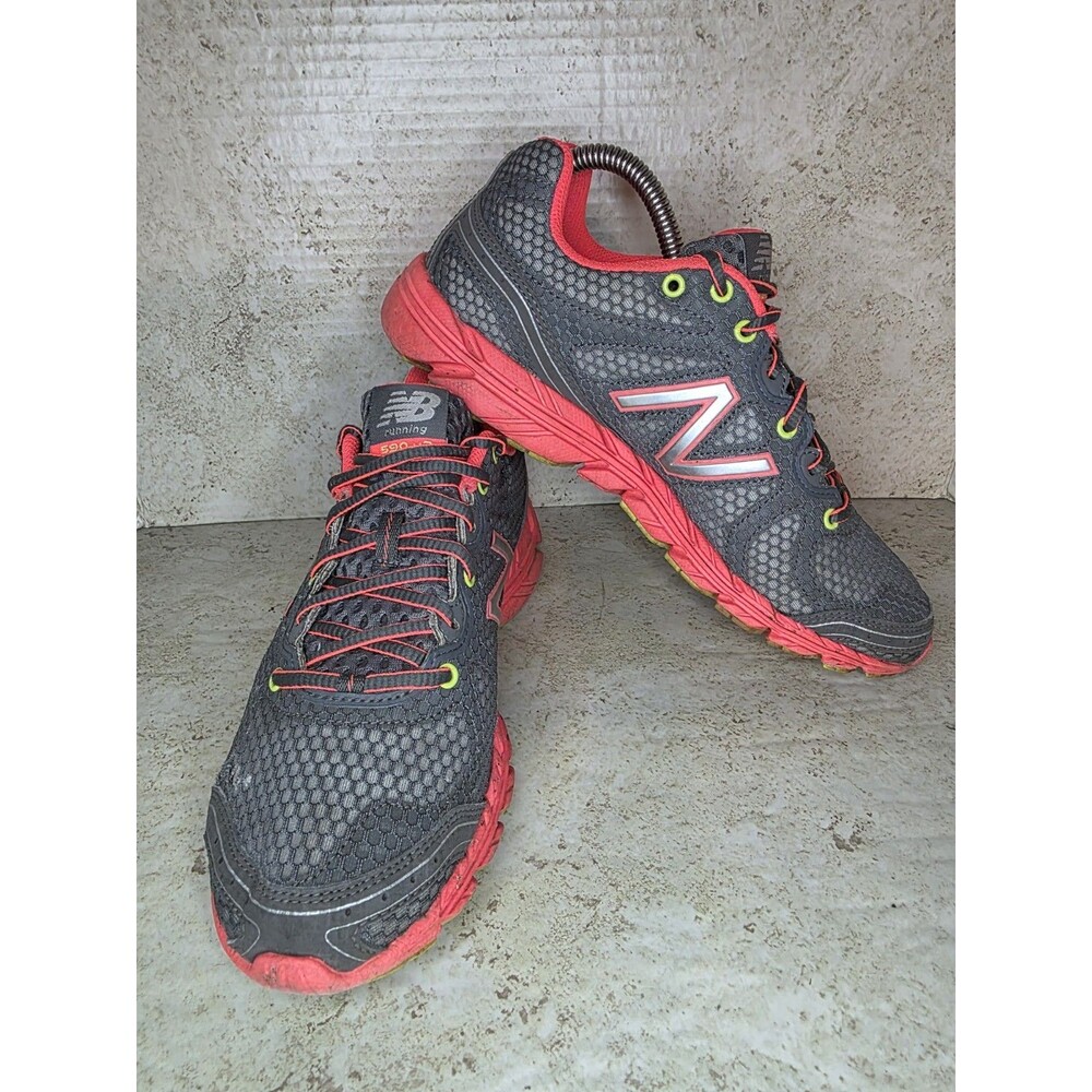 New Balance 590 V2 Shoes Women Sz 8B Running Athletic Athleisure Casual Sneakers